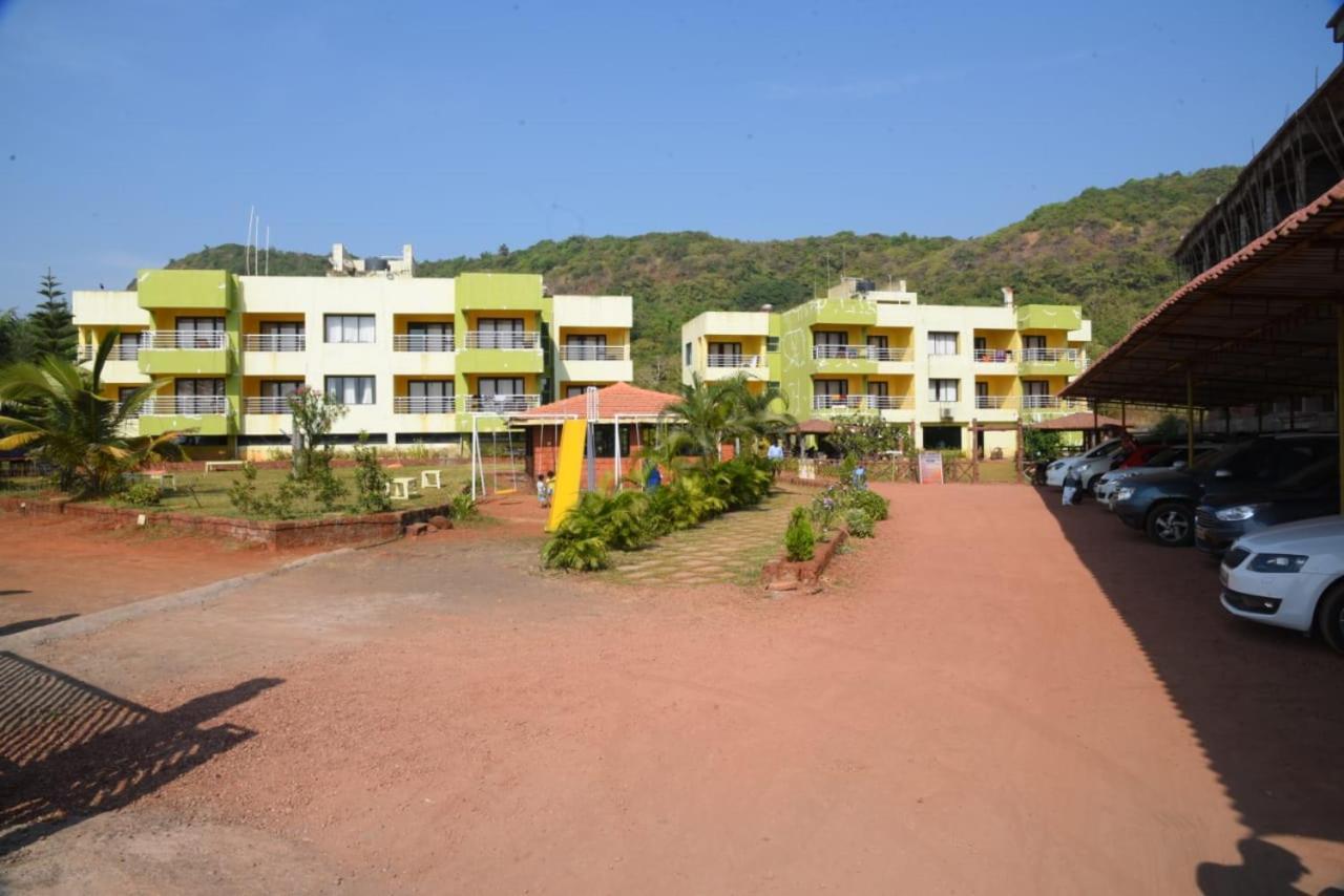 Sagar Raj Beach Resort Harnai Exterior foto